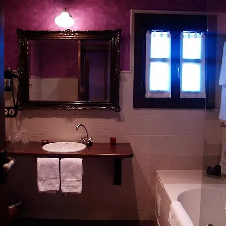 Casa Rural L'albancia Tatil Evi Pola de Laviana