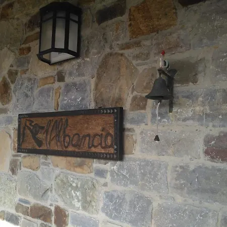 Casa Rural L'albancia Tatil Evi Pola de Laviana